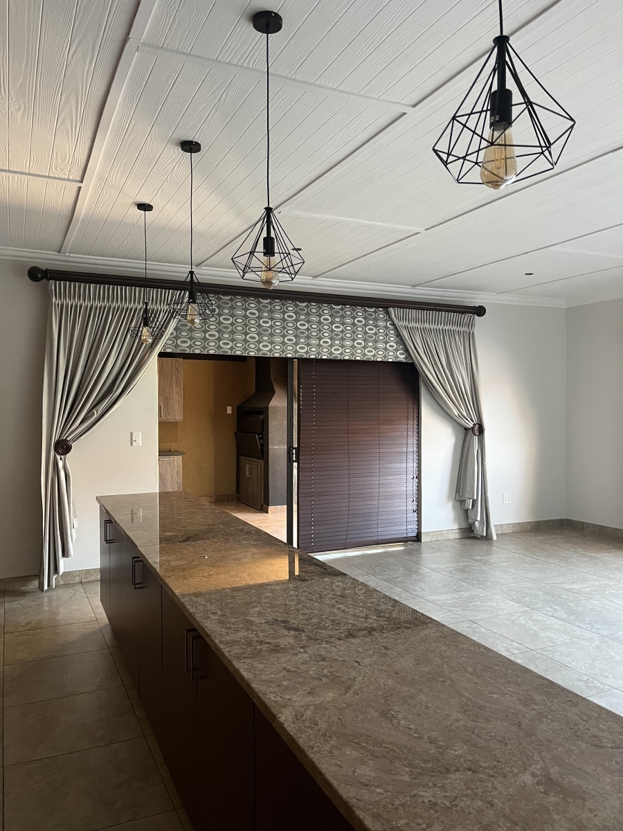 3 Bedroom Property for Sale in Baillie Park North West